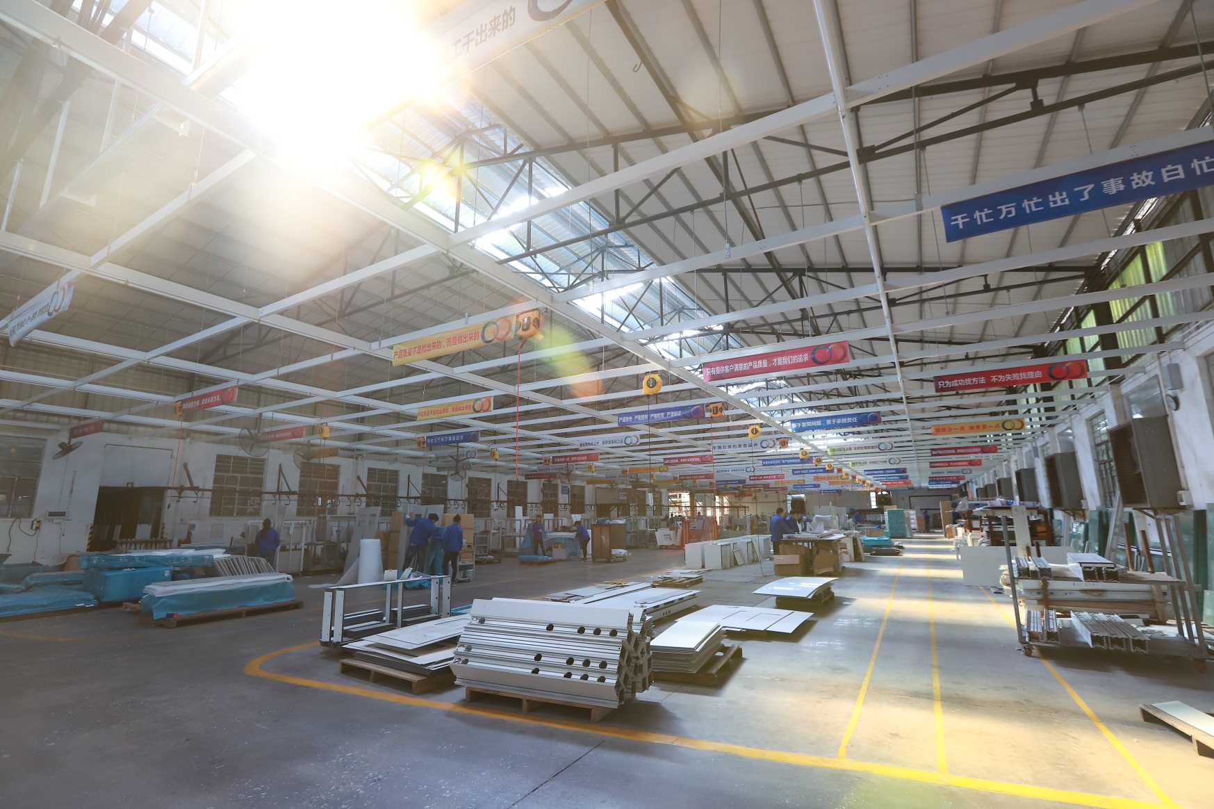 實(shí)驗(yàn)臺(tái)組裝車(chē)間